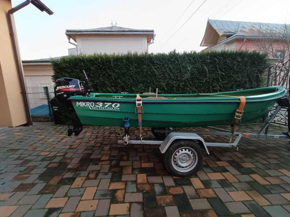 Barcă cu motor+peridoc