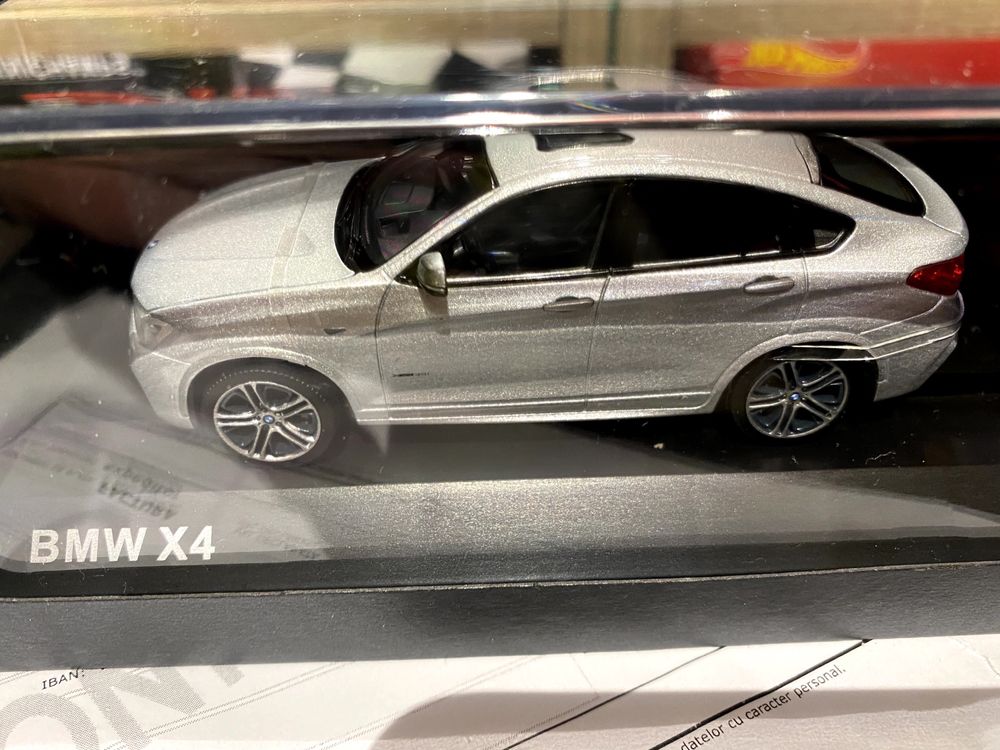 HERPA BMW X4 Xdrive machetă auto dealer edition scara 1:43