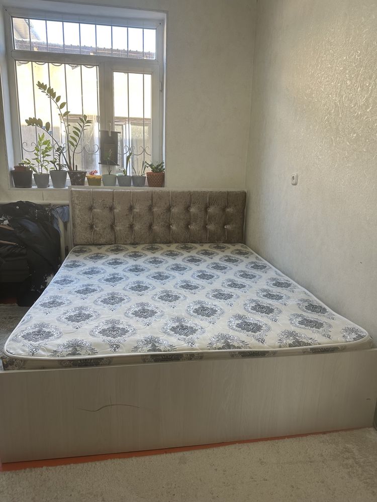 Срочно продам кровать