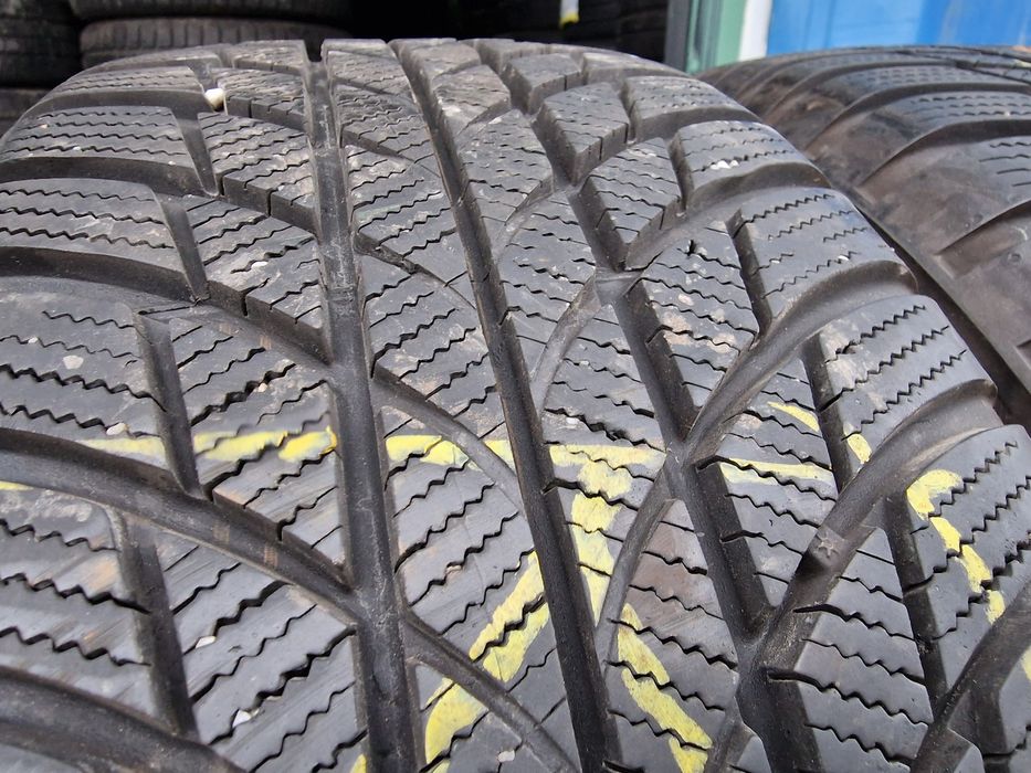 Anvelope 205/55R17 marca Bridgestone, M +S,DOT 2019,7 mm
