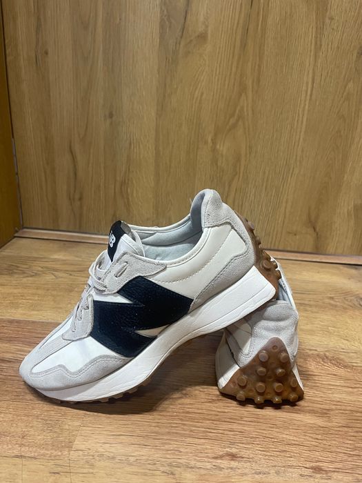 Маратонки/обувки New balance 327, номер 41
