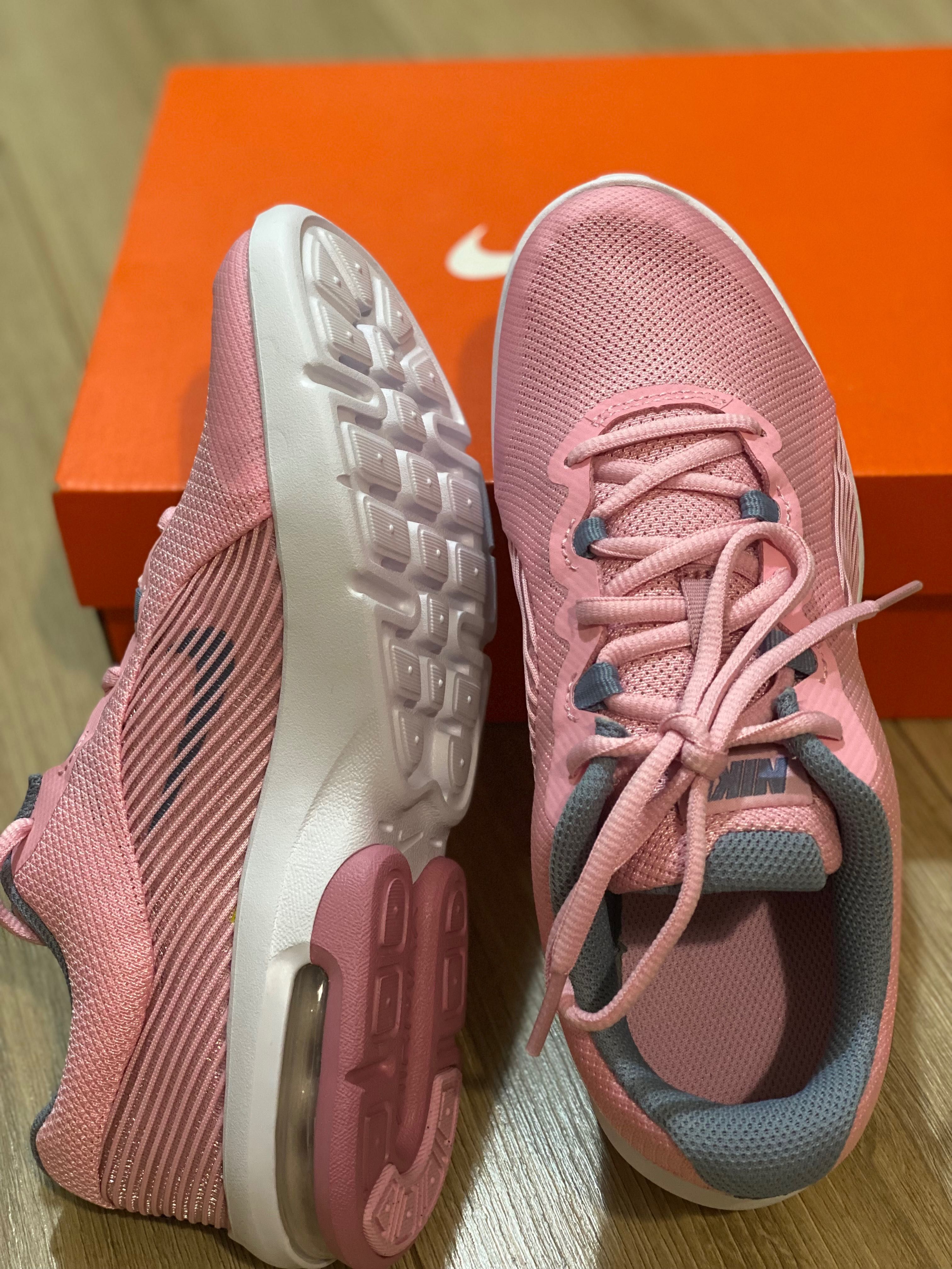Детски маратонки Nike Air Max Advantage 2 GS Pink