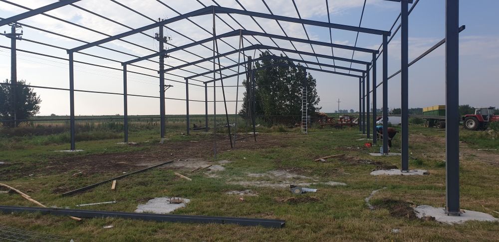 Vând confecții metalice ,hale ,structuri , căsuțe ,spaltori auto