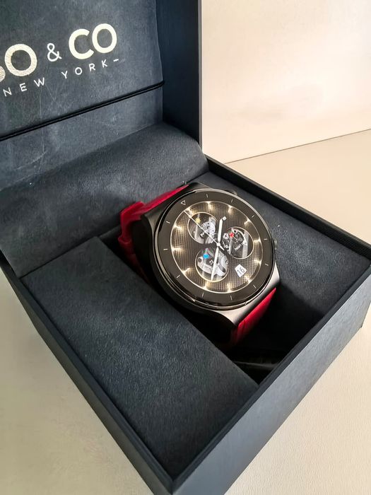 SmartWatch Huawei GT2 Pro Impecabil + Încărcător Original