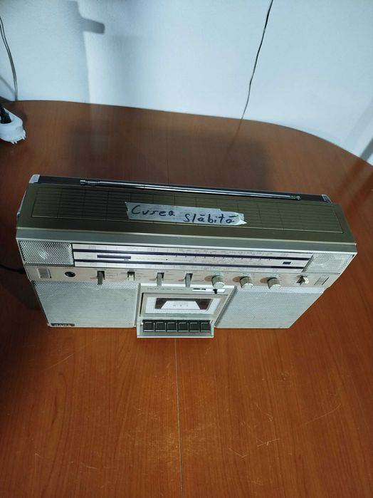 Retro Radio-casetofon SABA model: RCR 406. Foarte ingrijit!