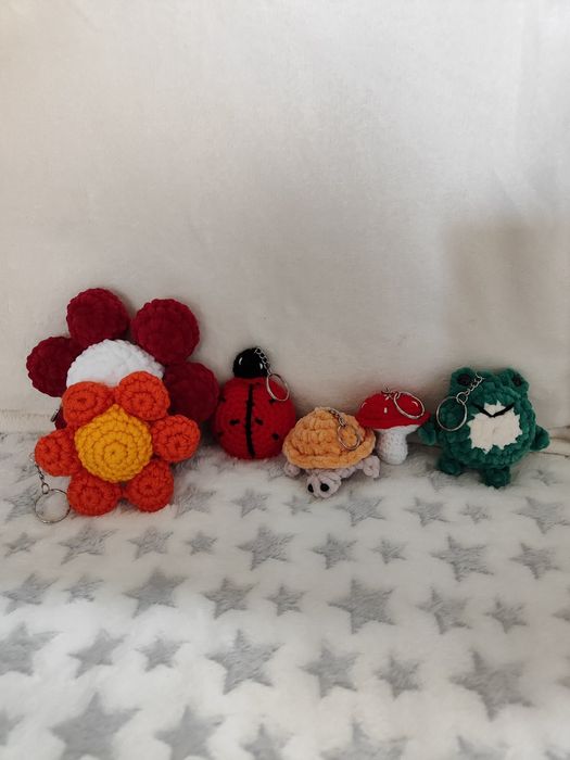 Ръчно плетени играчки