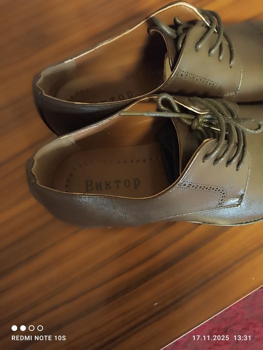 Tufli erkaklar uchun toza koja