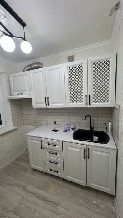Продается кухонный гарнитур