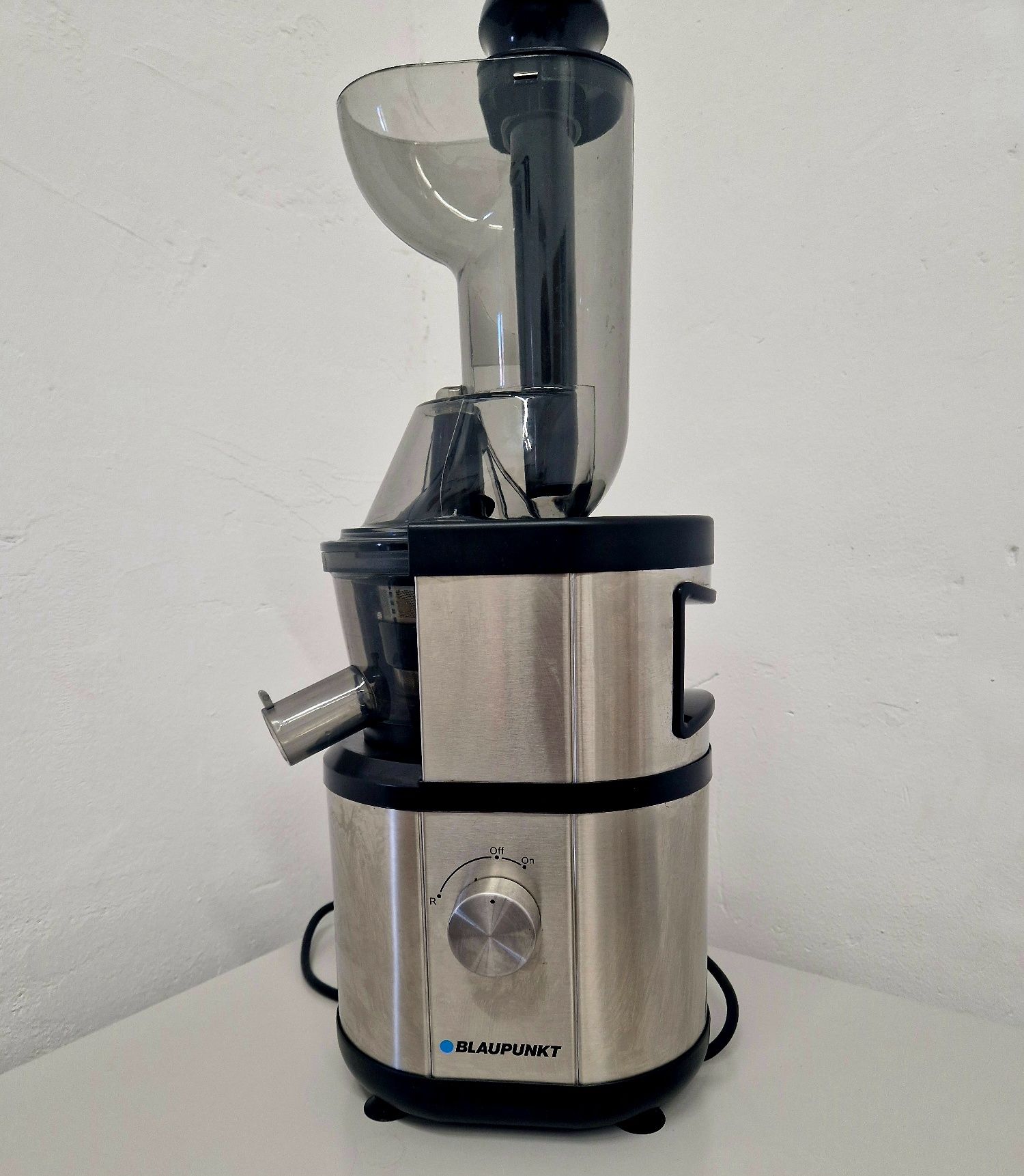 Blaupunkt SJV601 Уред за бавно и Прясно приготвяне на сокове
