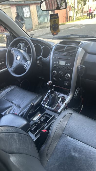 Vând Suzuki Grand Vitara