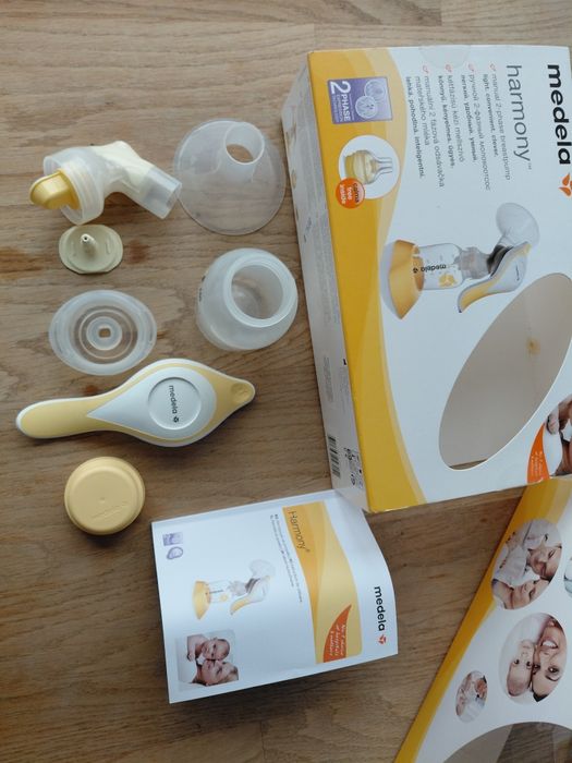 Ръчна помпа за кърмене Medela harmony