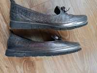 Vând pantofi loafers piele, 38 foarte comozi