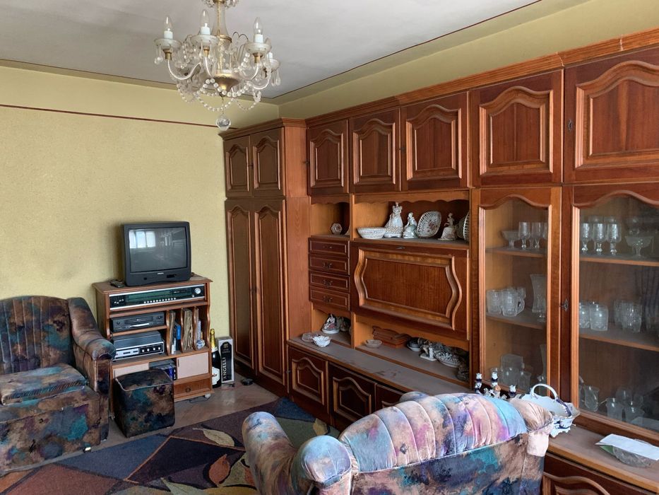 Inchiriez apartament