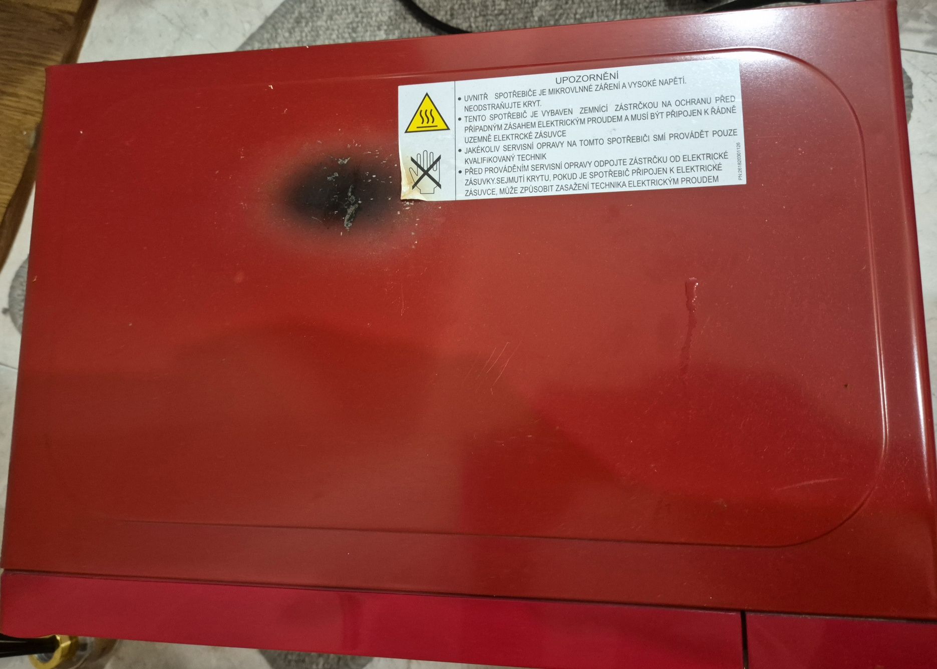 Микровълнова фурна Candy CMXG20DR, 20 л, 700 W,