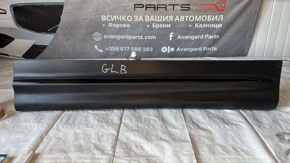 Декоративна лайстна за предна дясна врата Mercedes GLB X247 2019-
