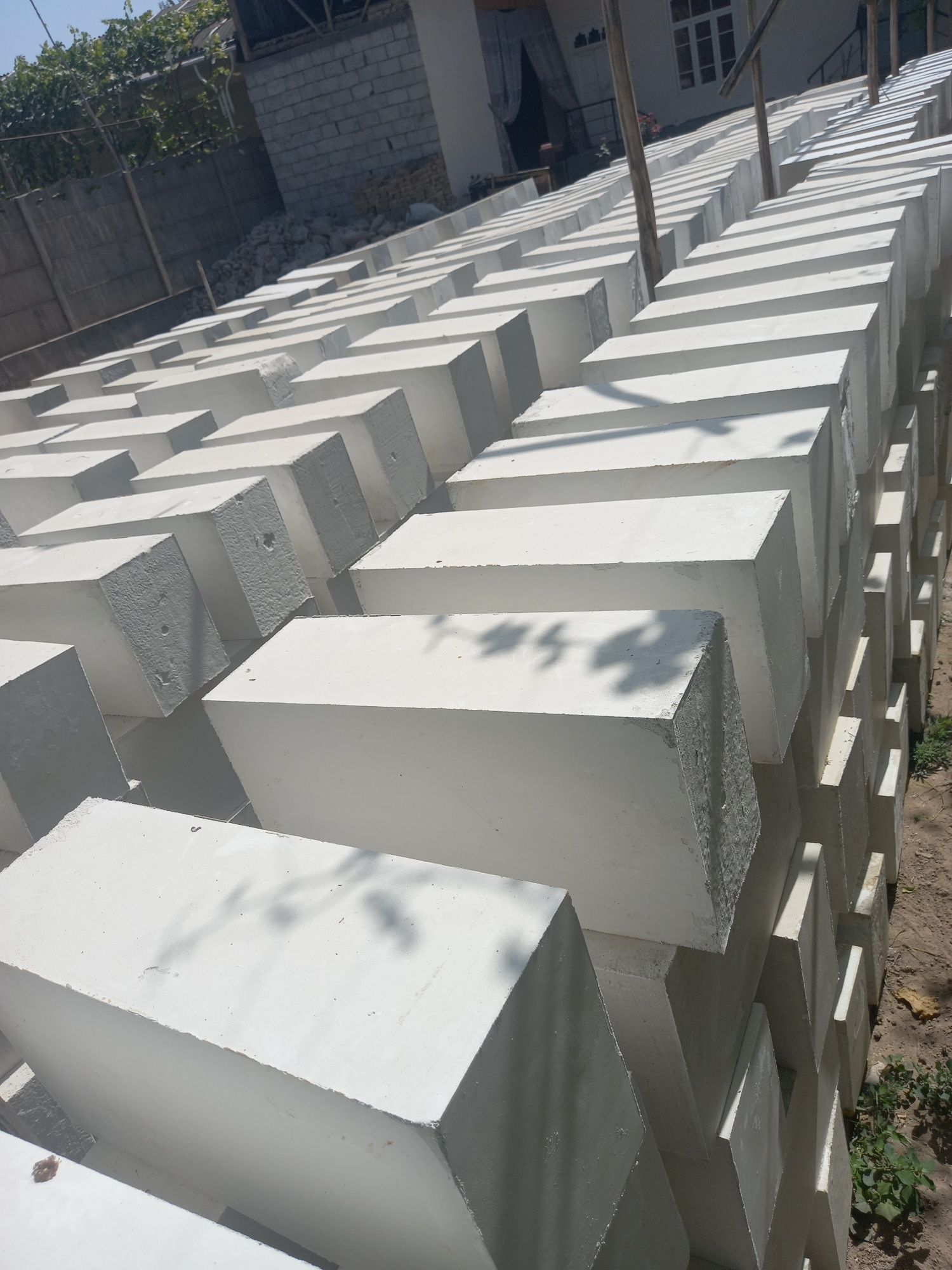 11 000 Penablok sotiladi qupquruq