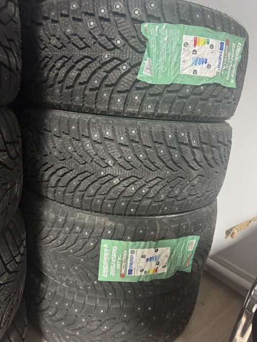 Шины новые шипы 225/45 R19 покрышки резина колеса донгелек