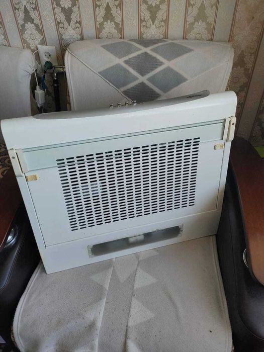 Вытяжка на кухню Kaiser бу Германия