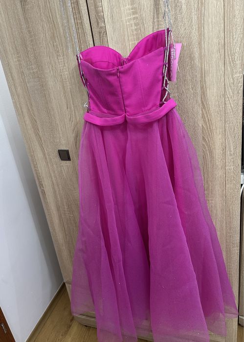 Rochie roz cu sclipici