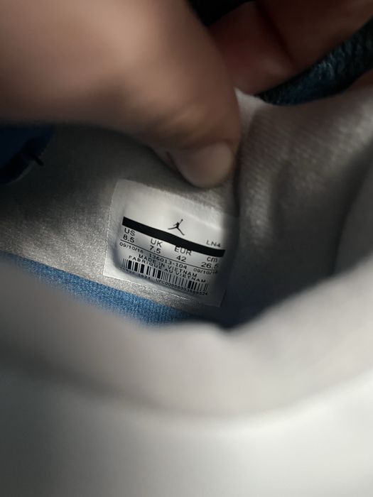 Jordan 4 Military Blue