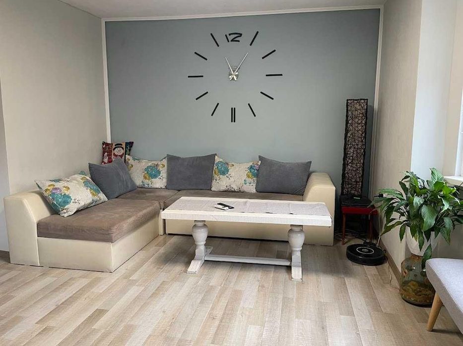 Дава се под наем Двустаен апартамент в Варна, Лятно кино Тракия - 70 кв.м за 500 € - Снимка #1