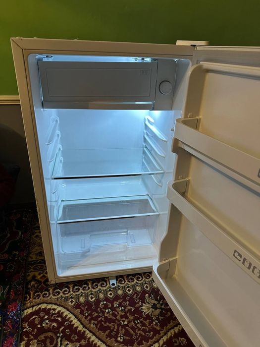 Xaladilnik sotiladi chotki satayanada