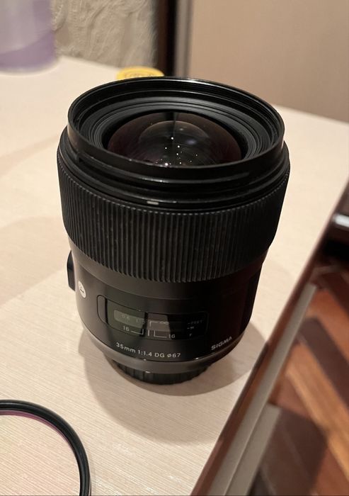 SIGMA Art 35mm F1.4 DG DN Full-Frame на Nikon
