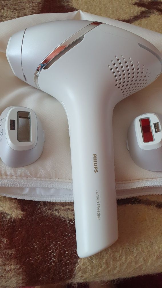 Фотоепилатор PHILIPS Lumea Prestige BRI953/00