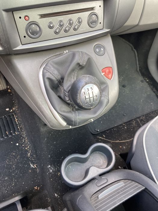 Рено меган сценик 1.9 120к.с