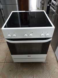 Свободно стояща печка с керамичен плот Voss Electrolux 60 см широка