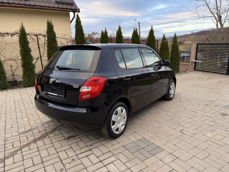 Skoda fabia 1.6 tdi euro 5/ climatronic / incalzire scaune