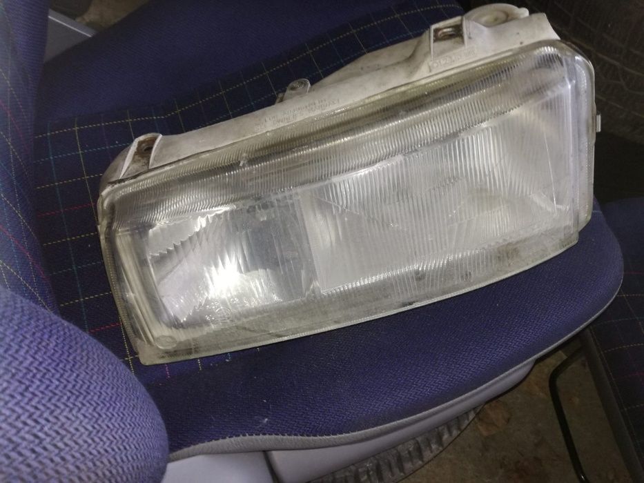 Фар за фолцваген пасат 3,vw passat 3