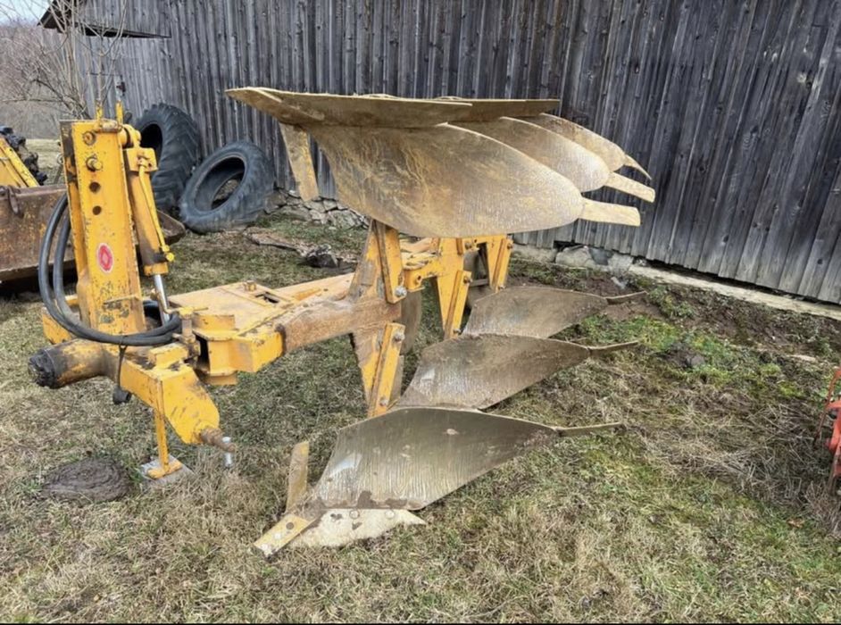 Plug 3 brazde reversibil hidraulic Widder