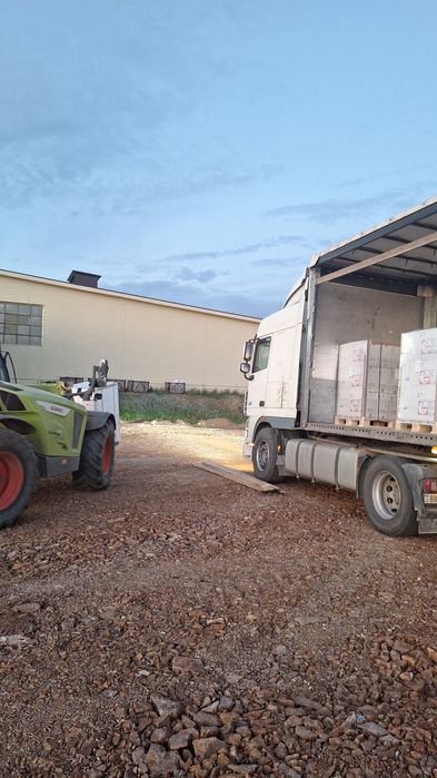 Грузаперевозка Фура