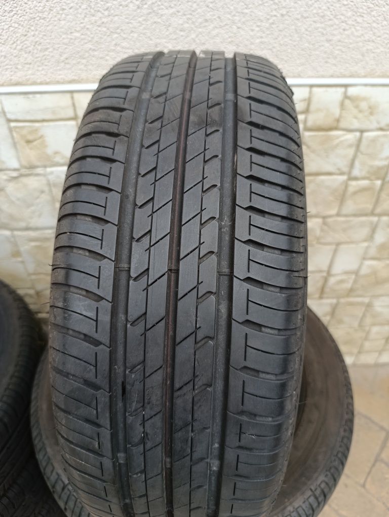 Летни гуми 195/60/15 Bridgestone