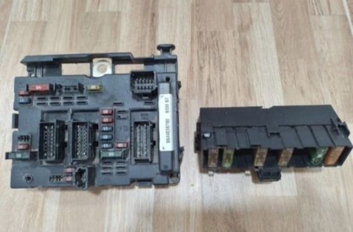 Panou siguranta Peugeot 307