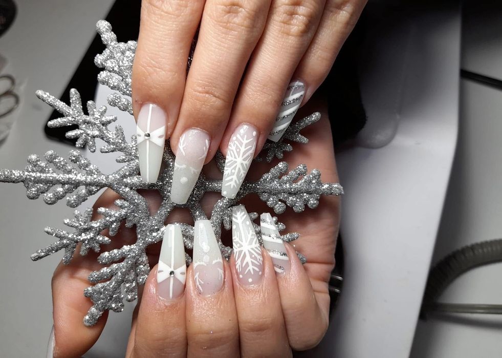 Unghii cu gel sec 3 Buc