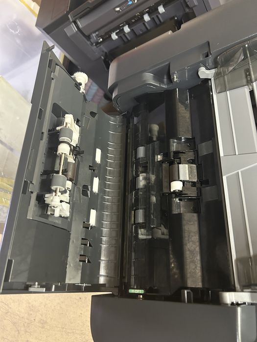 Imprimanta konica minolta c308