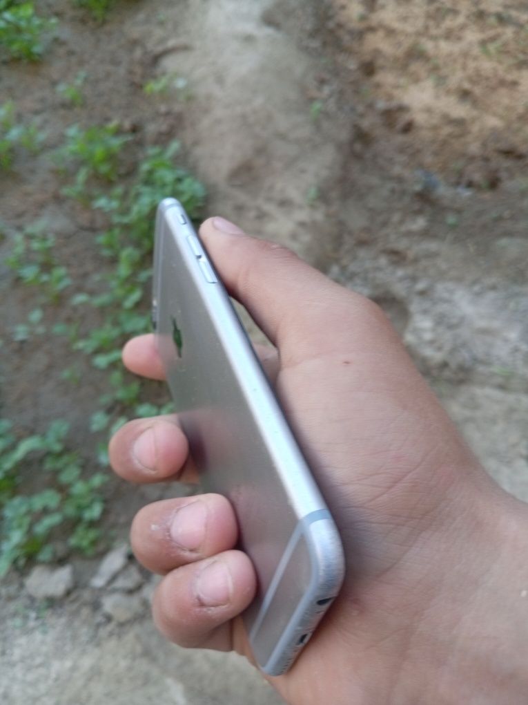 IPhone 6 va infinix hot40i sotiladi va Samsung a 21s