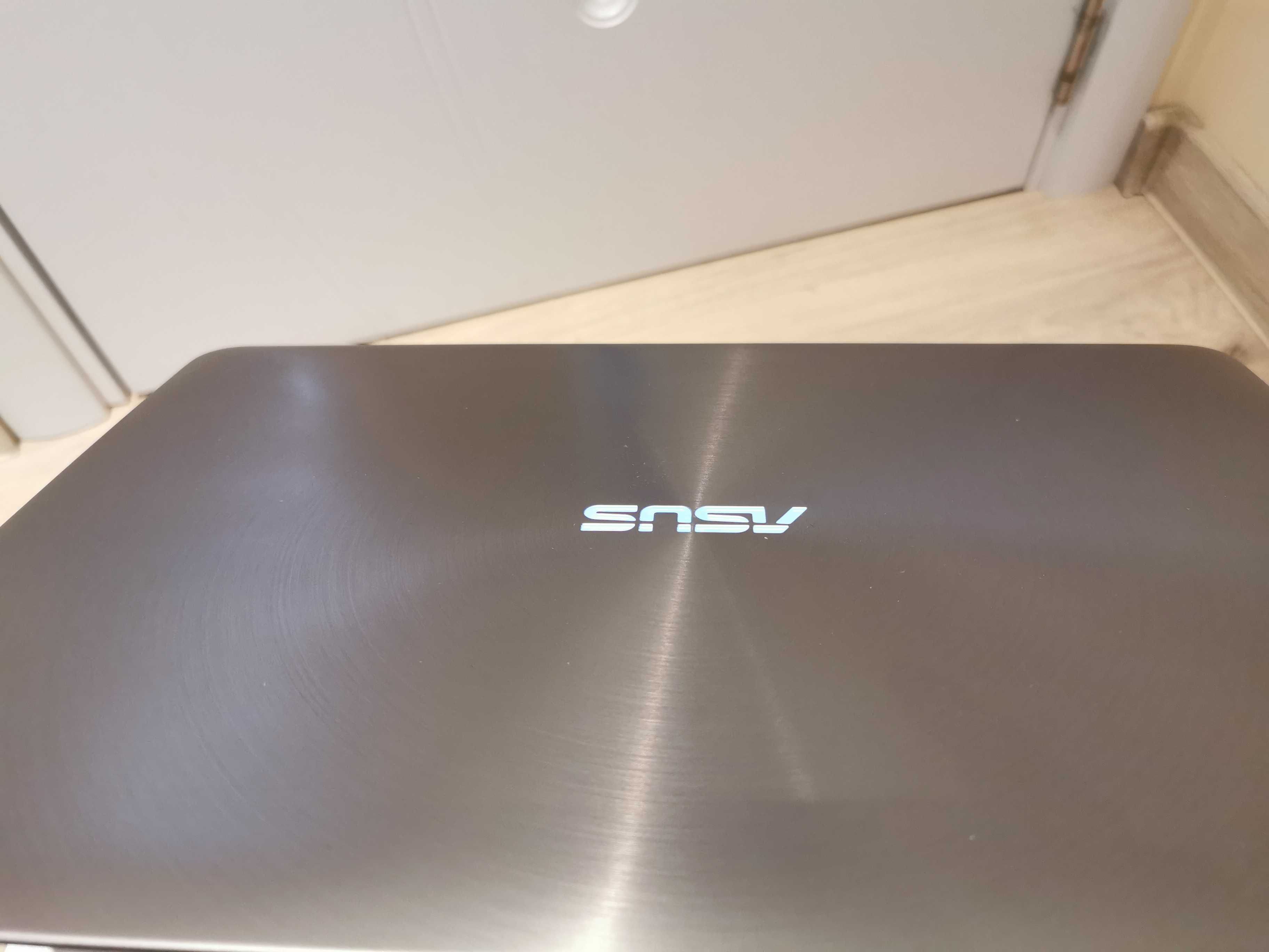 ASUS Intel Core i7-6700HQ 4 ядрен / 12GB RAM