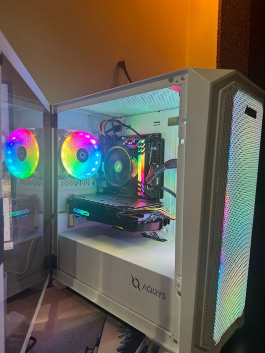Vand pc de gaming