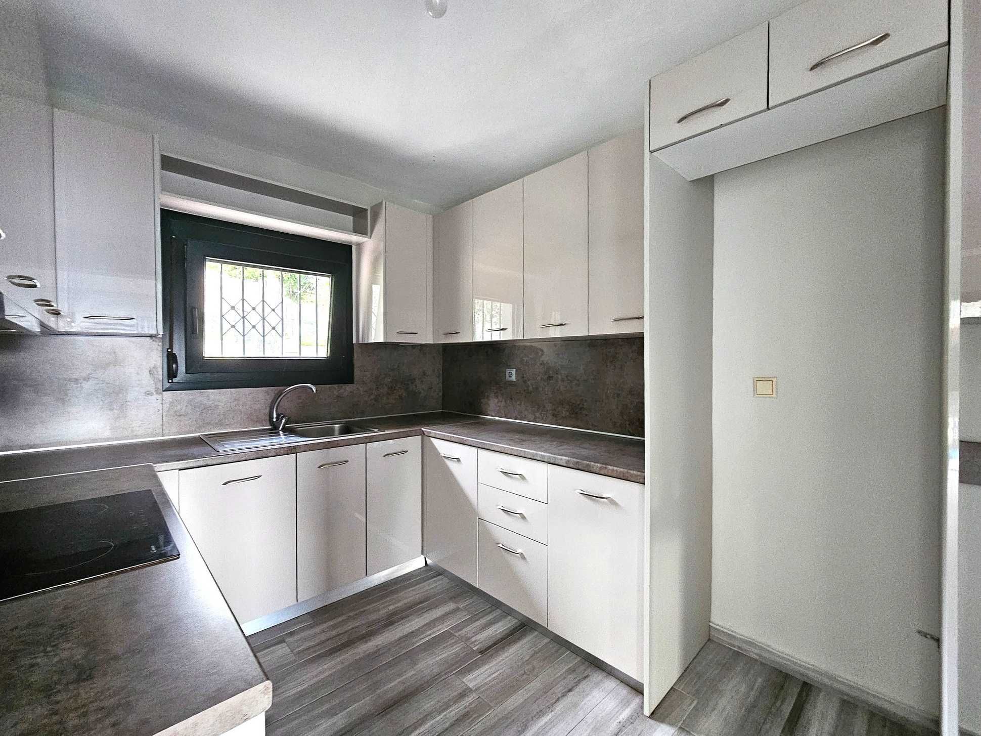 ПРОДАВА се самостоятелна къща 181 кв.м в Palio, Кавала (код 8194)