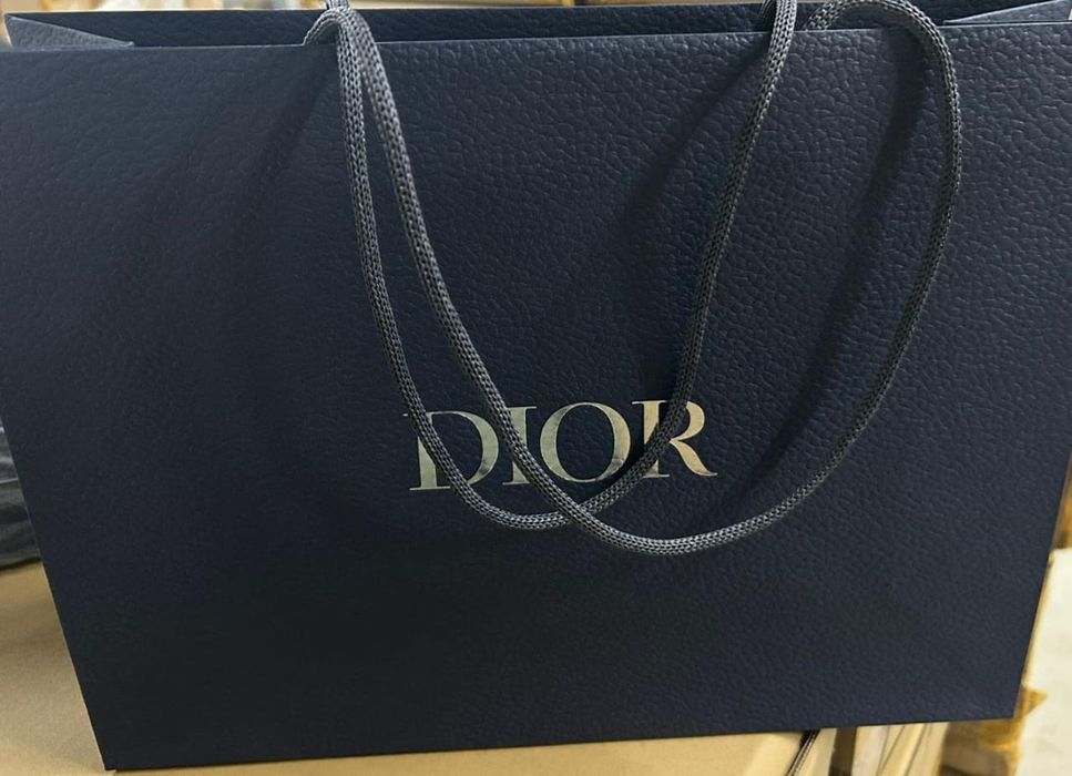 Пакеты производства Dior