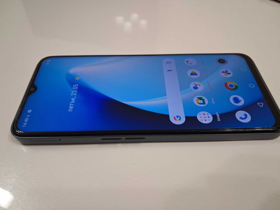 Телефон Realme c35