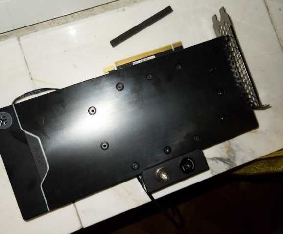 RTX 3080 10GB с воден блок