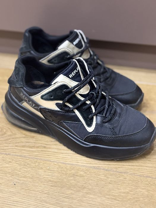 Маратонки -Replay