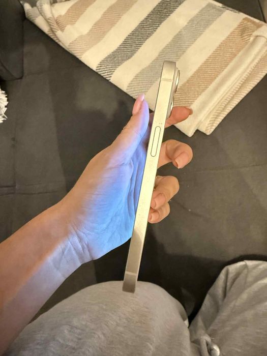 Iphone 14 128gb пукнат екран