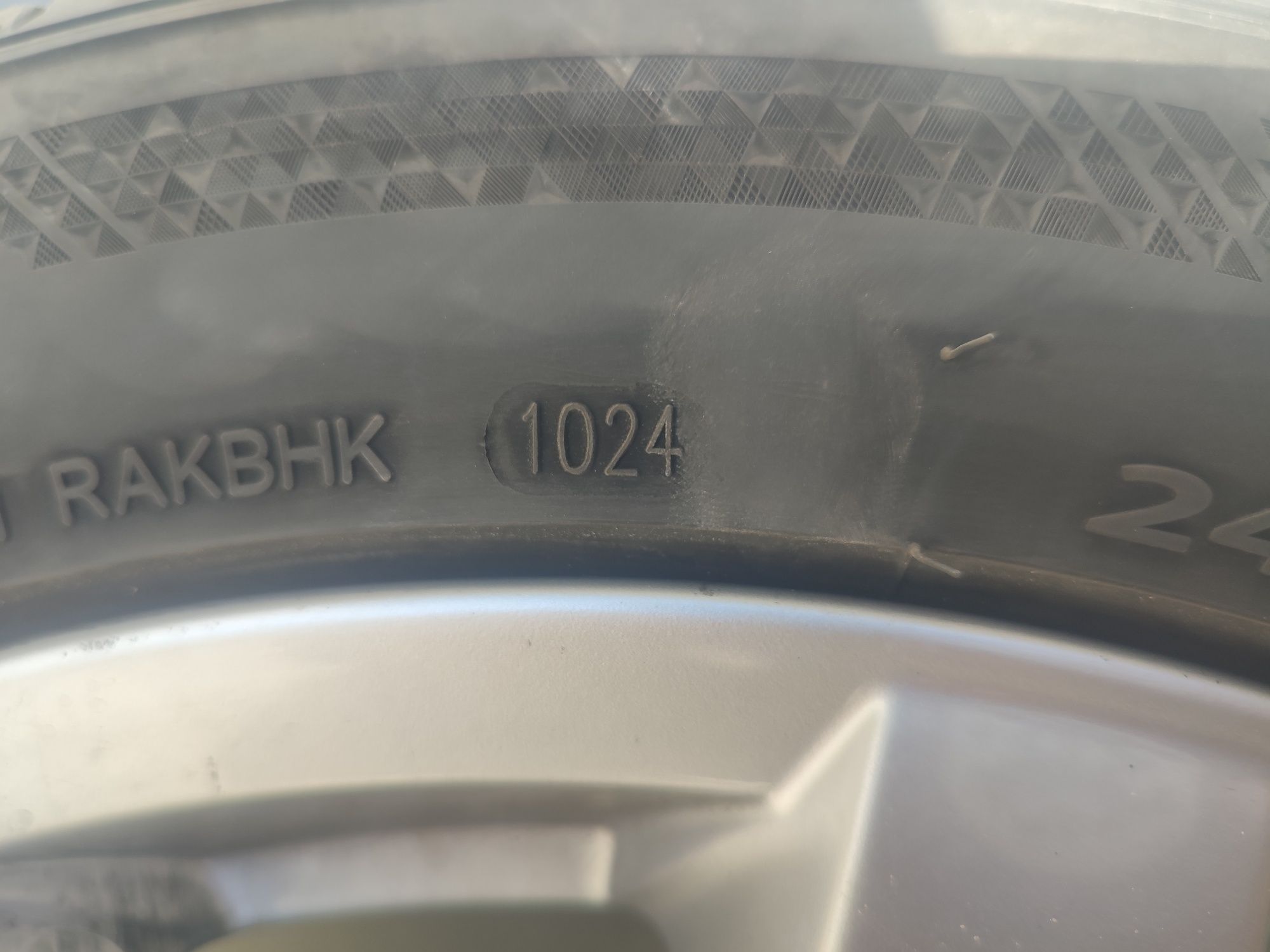 Диски с шинами  Мерседес 210