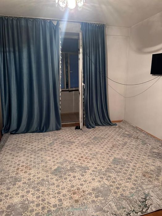 Подселениеге қыз керек срочно