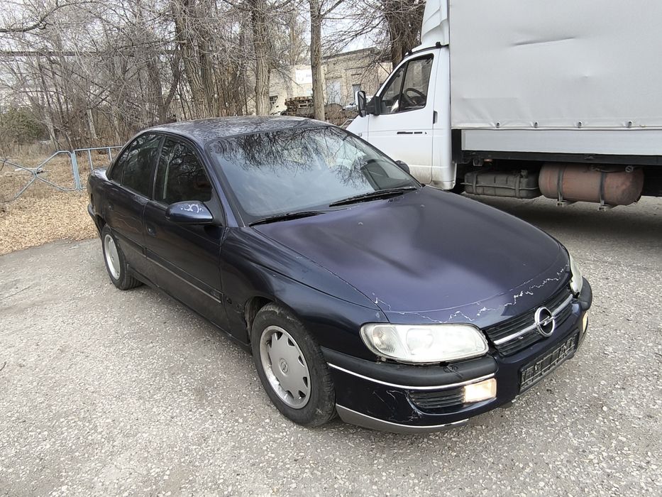 Opel omega  1998г 2.0